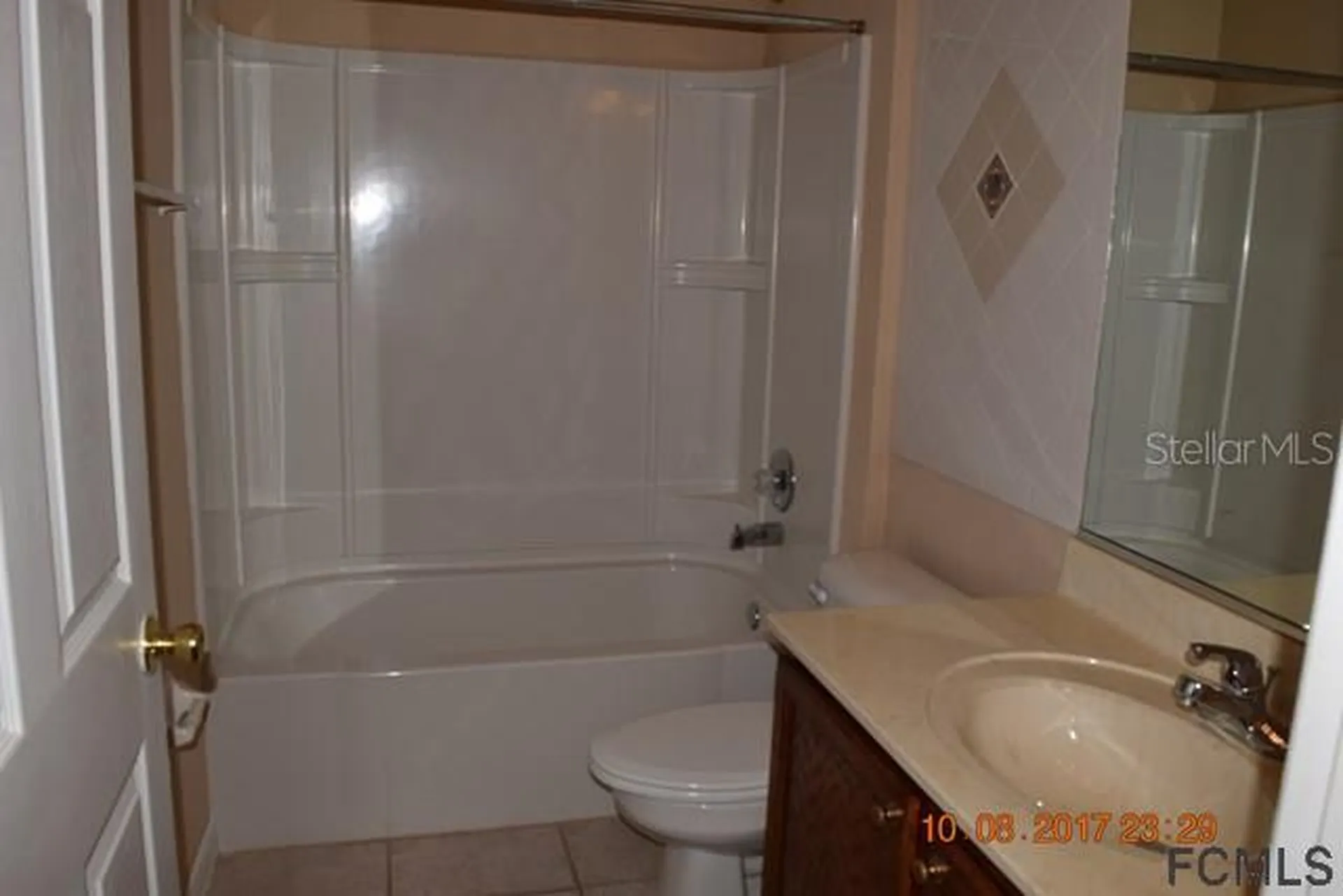 24 Poplar Drive Palm Coast FL 32164