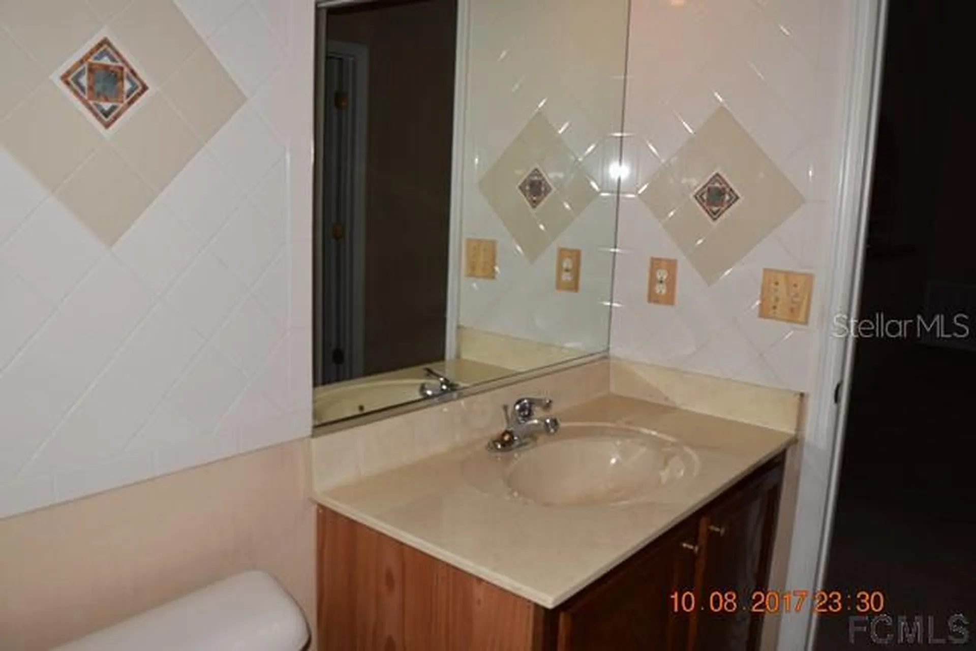 24 Poplar Drive Palm Coast FL 32164