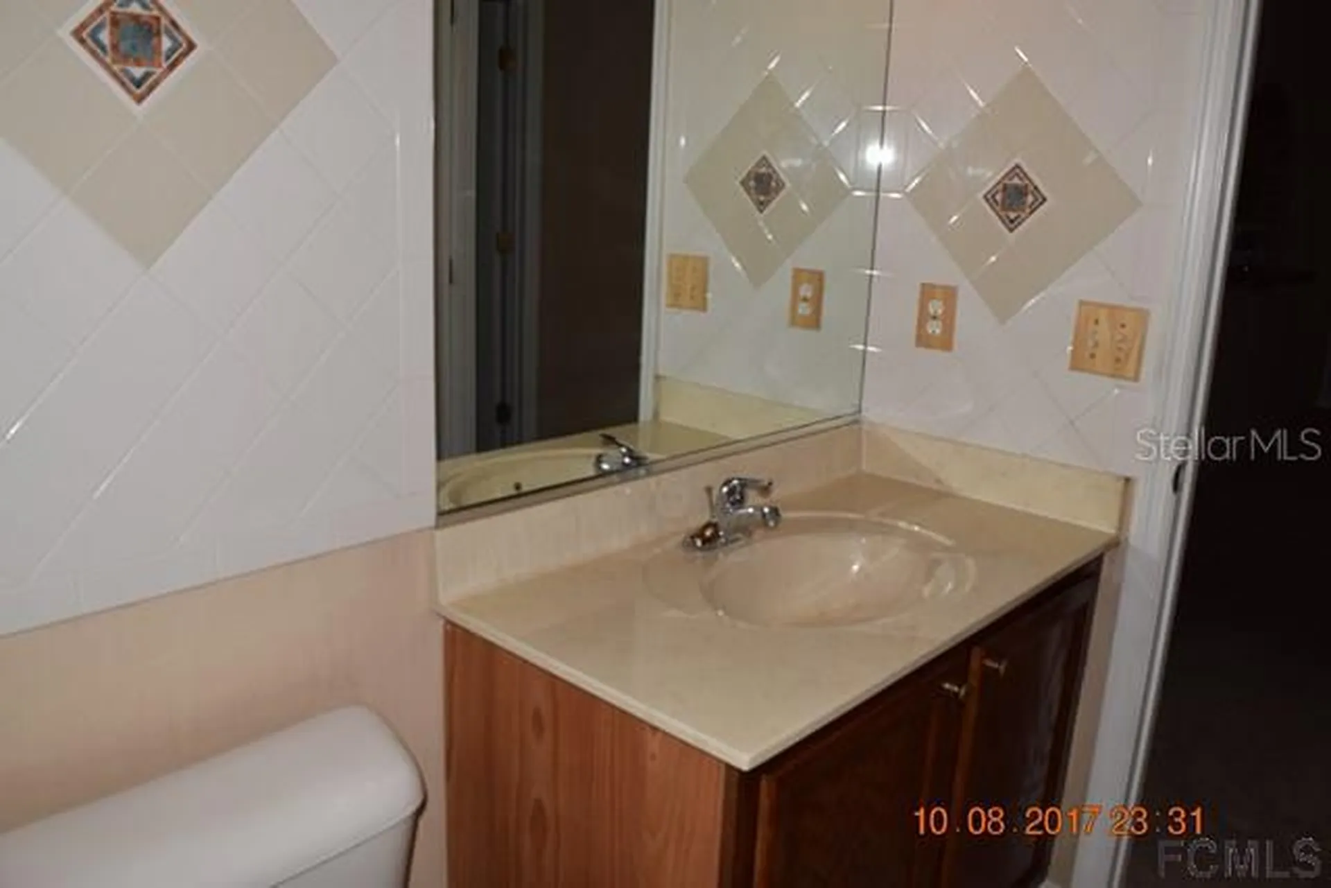 24 Poplar Drive Palm Coast FL 32164