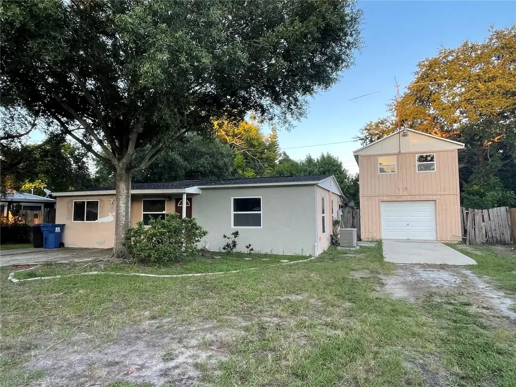 7119 13th Street N St Petersburg FL 33702