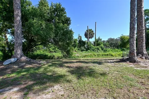 4337 Linwood Street Sarasota FL 34232