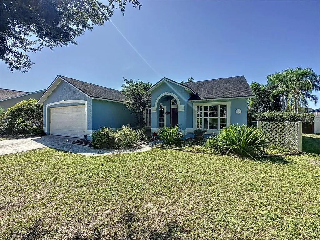 423 Meadow Green Drive Davenport FL 33837