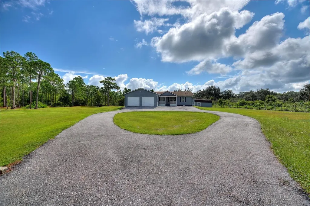 1720 Tiger Lake Road Lake Wales FL 33898