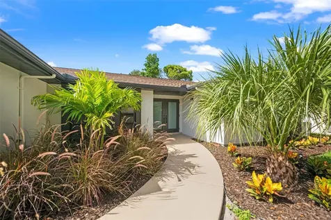 2516 Regatta Drive Sarasota FL 34231