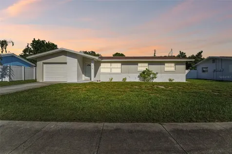 1775 Eaton Drive NE Clearwater FL 33756