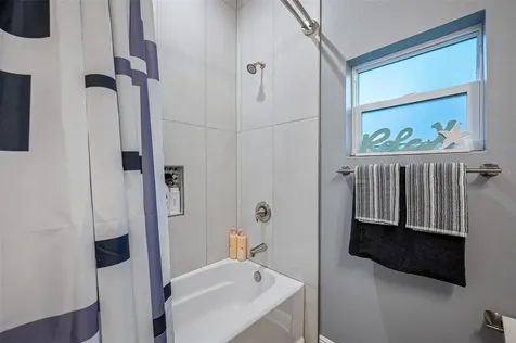 1821 Oak Street Clearwater FL 33760