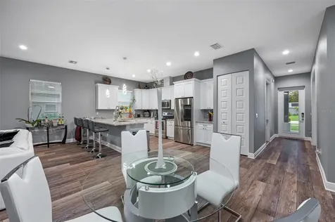 1821 Oak Street Clearwater FL 33760