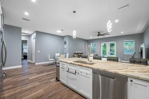 1821 Oak Street Clearwater FL 33760