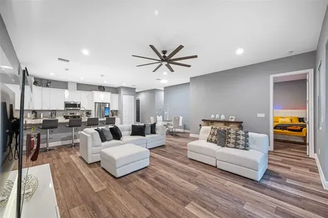 1821 Oak Street Clearwater FL 33760