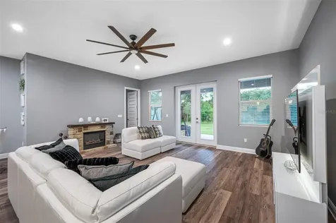 1821 Oak Street Clearwater FL 33760
