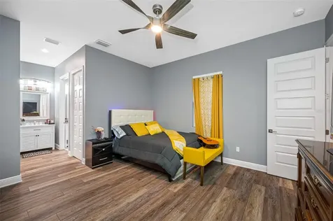 1821 Oak Street Clearwater FL 33760