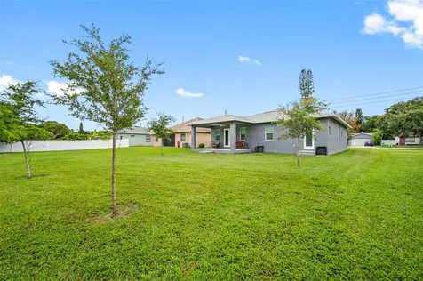 1821 Oak Street Clearwater FL 33760