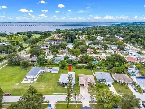 1821 Oak Street Clearwater FL 33760