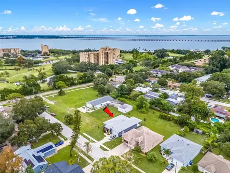 1821 Oak Street Clearwater FL 33760