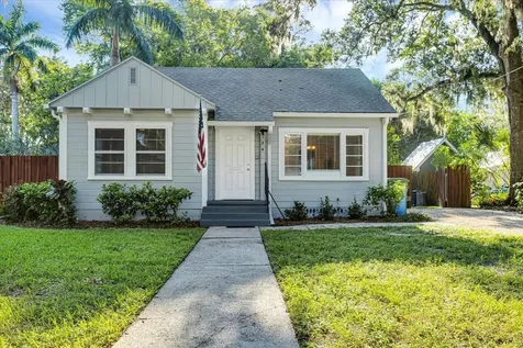 124 28th Street Court NW Bradenton FL 34205