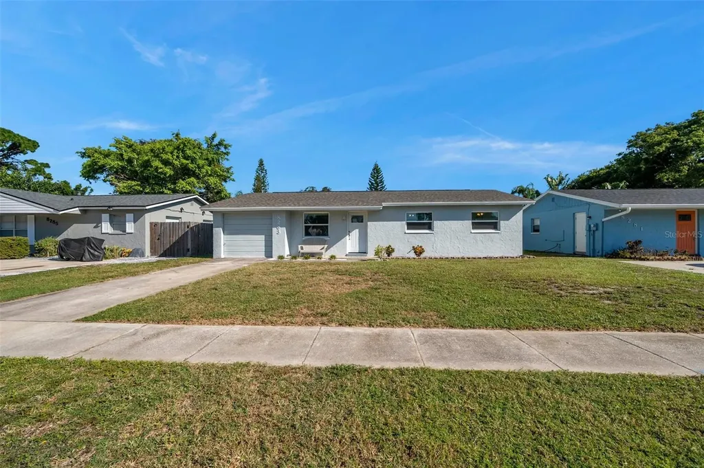 8283 86th Avenue Seminole FL 33777