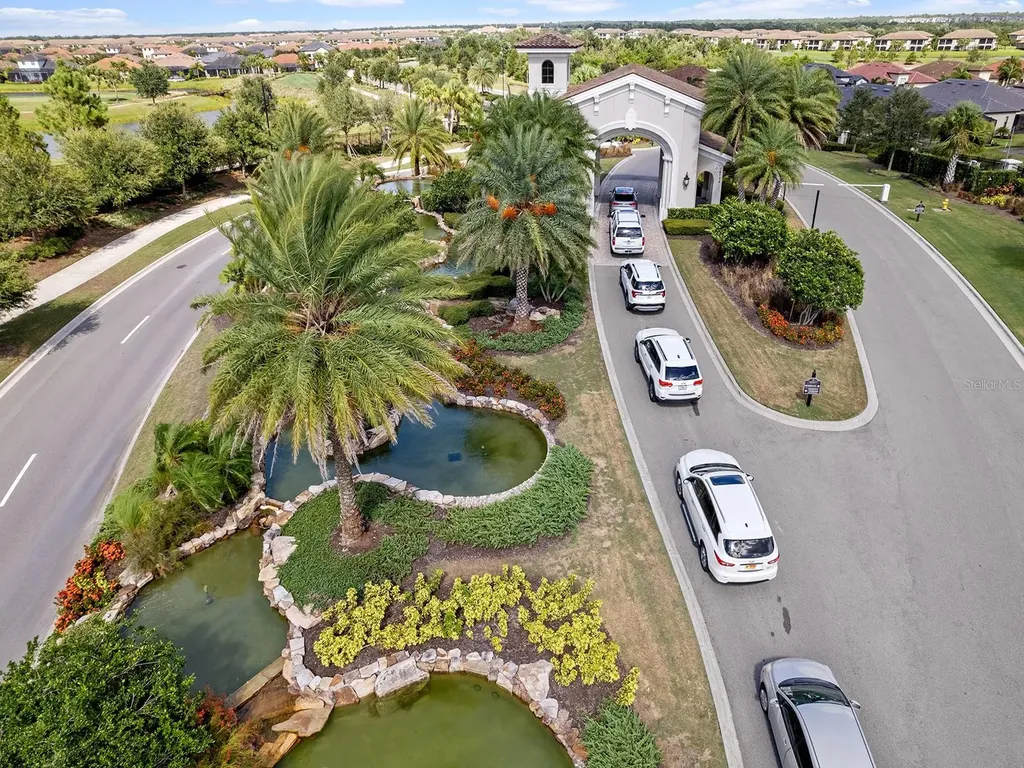 18114 Gawthrop Drive Lakewood Ranch FL 34211