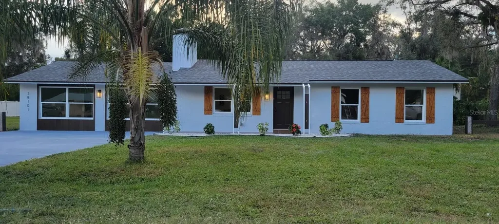 38101 Salem Avenue Zephyrhills FL 33541
