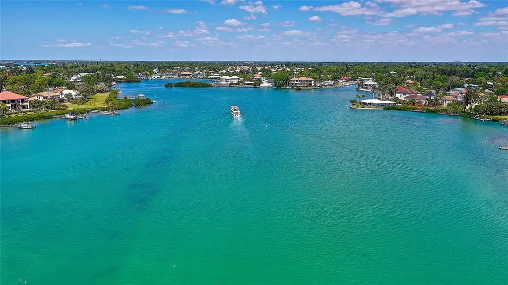 424 Albee Road W Nokomis FL 34275