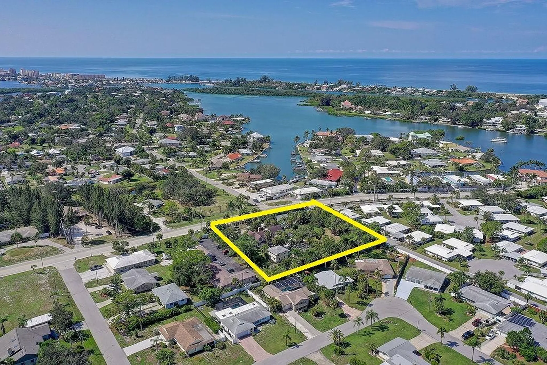 424 Albee Road W Nokomis FL 34275