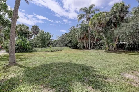 424 Albee Road W Nokomis FL 34275
