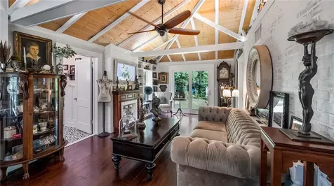 1909 Washington Avenue Eustis FL 32726