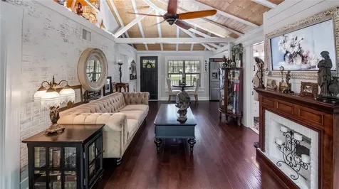 1909 Washington Avenue Eustis FL 32726