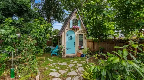 1909 Washington Avenue Eustis FL 32726