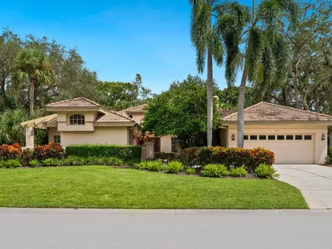 4571 Highland Oaks Circle Sarasota FL 34235