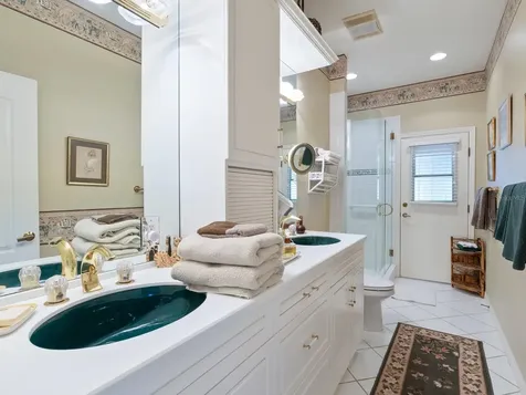 4571 Highland Oaks Circle Sarasota FL 34235