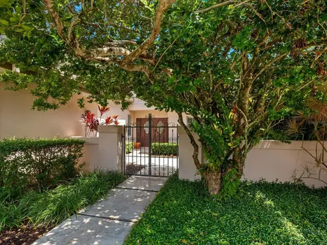 4571 Highland Oaks Circle Sarasota FL 34235