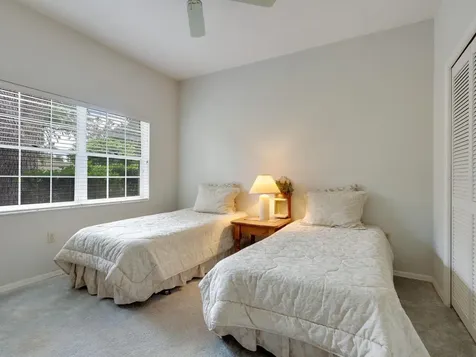 4571 Highland Oaks Circle Sarasota FL 34235