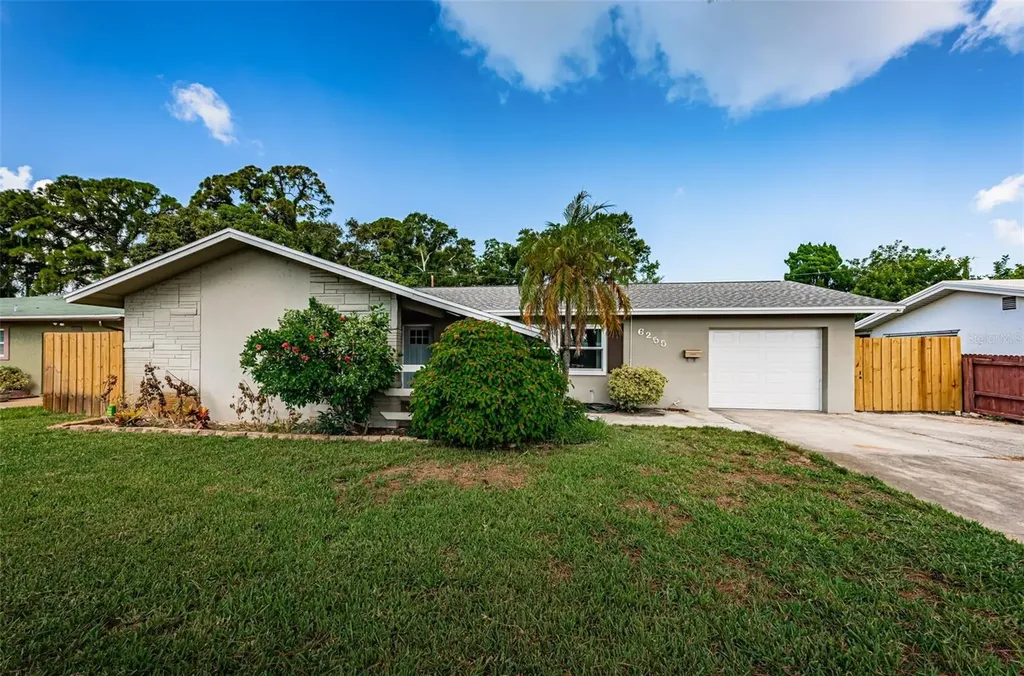 6255 12th Street S St Petersburg FL 33705