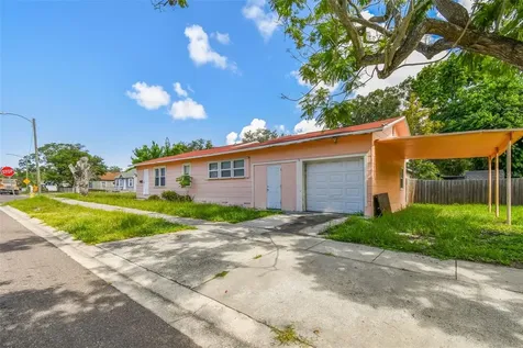 1144 46th Street S St Petersburg FL 33711