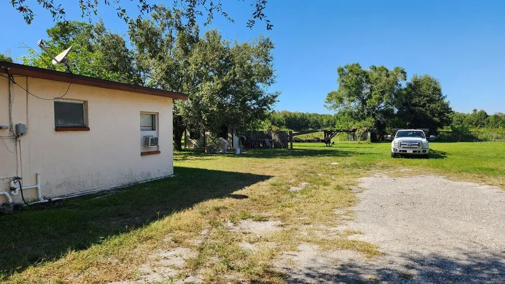 1114,1116,1118,1120&1128 Wyatt Street Largo FL 33756