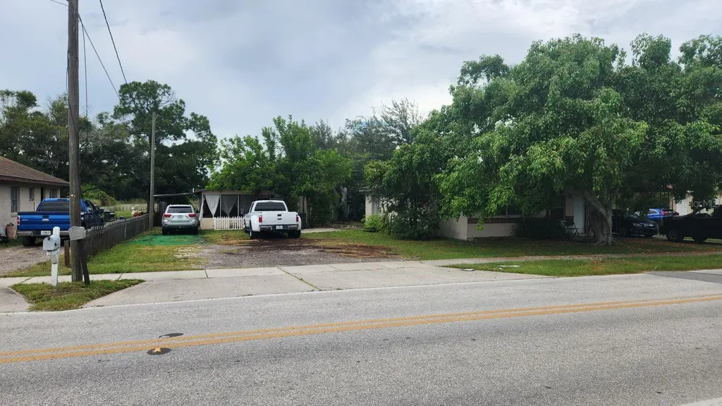 1114,1116,1118,1120&1128 Wyatt Street Largo FL 33756