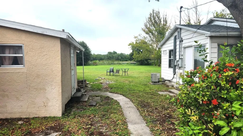1114,1116,1118,1120&1128 Wyatt Street Largo FL 33756