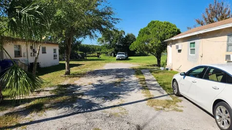 1114,1116,1118,1120&1128 Wyatt Street Largo FL 33756
