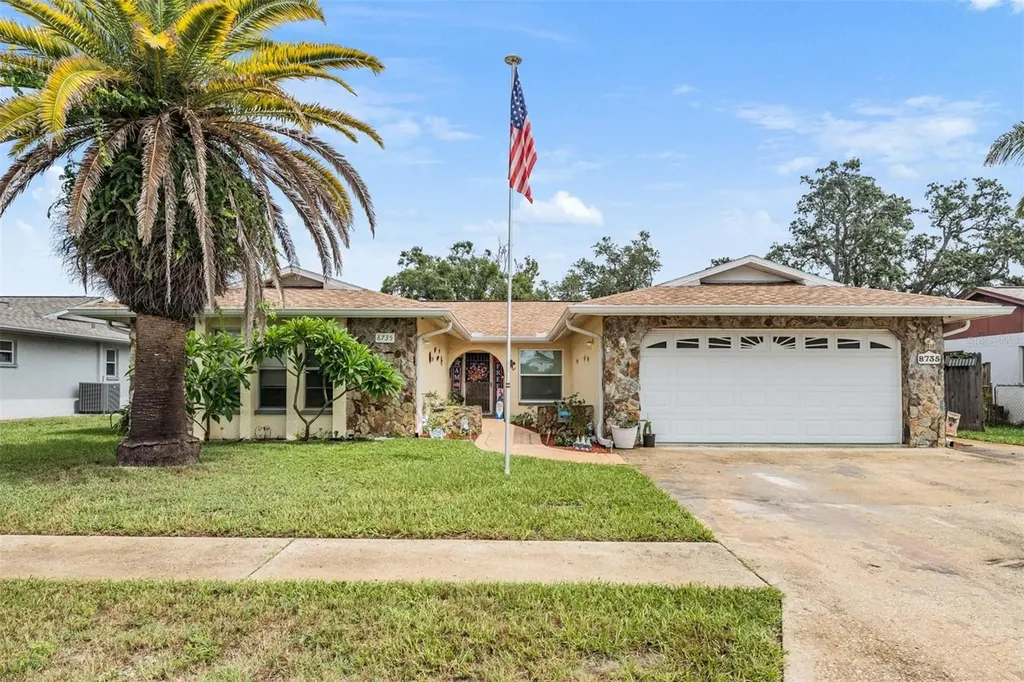 8735 Woodmont Lane Port Richey FL 34668