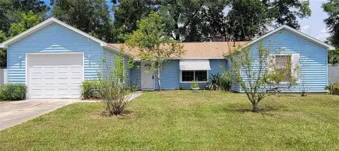 851 Village Lake Drive N Deland FL 32724