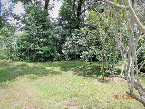851 Village Lake Drive N Deland FL 32724