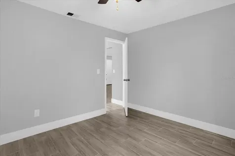 6333 Seabury Way Orlando FL 32818