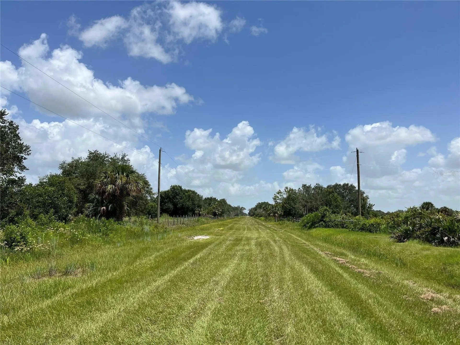 18325 NW 278th Street Okeechobee FL 34972