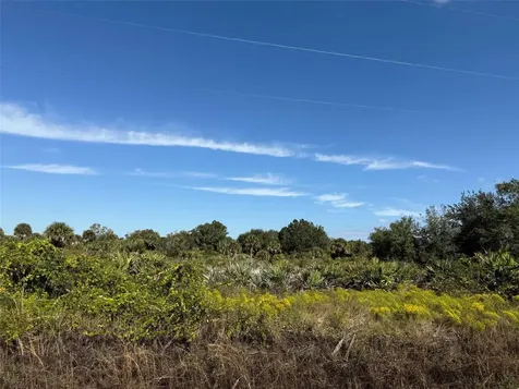 18325 NW 278th Street Okeechobee FL 34972