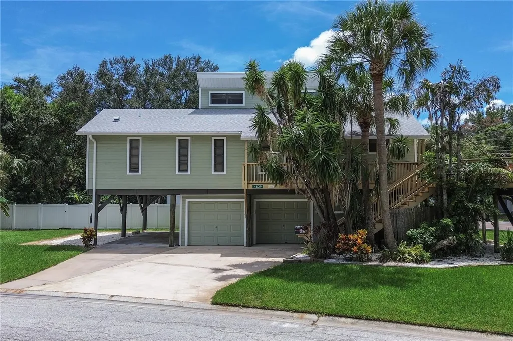 4639 Chancellor Street NE St Petersburg FL 33703