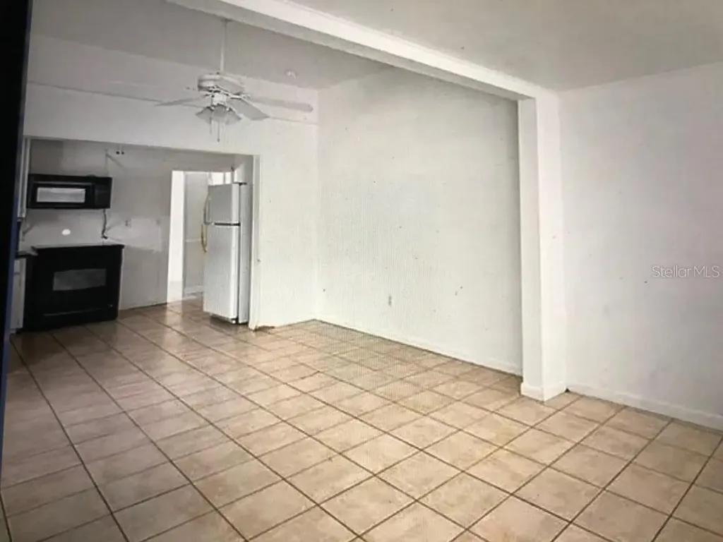 941 Lakeview Road Clearwater FL 33756