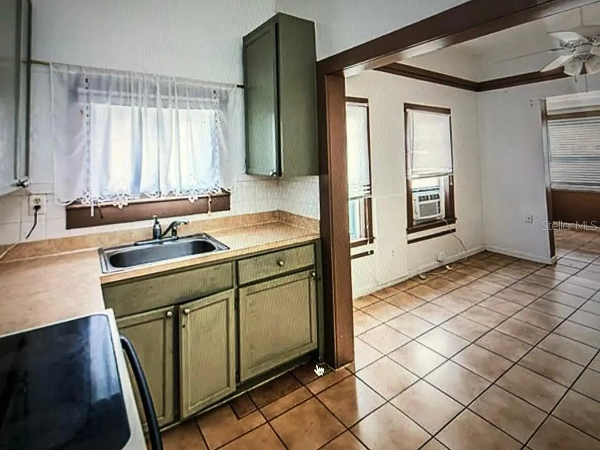 941 Lakeview Road Clearwater FL 33756