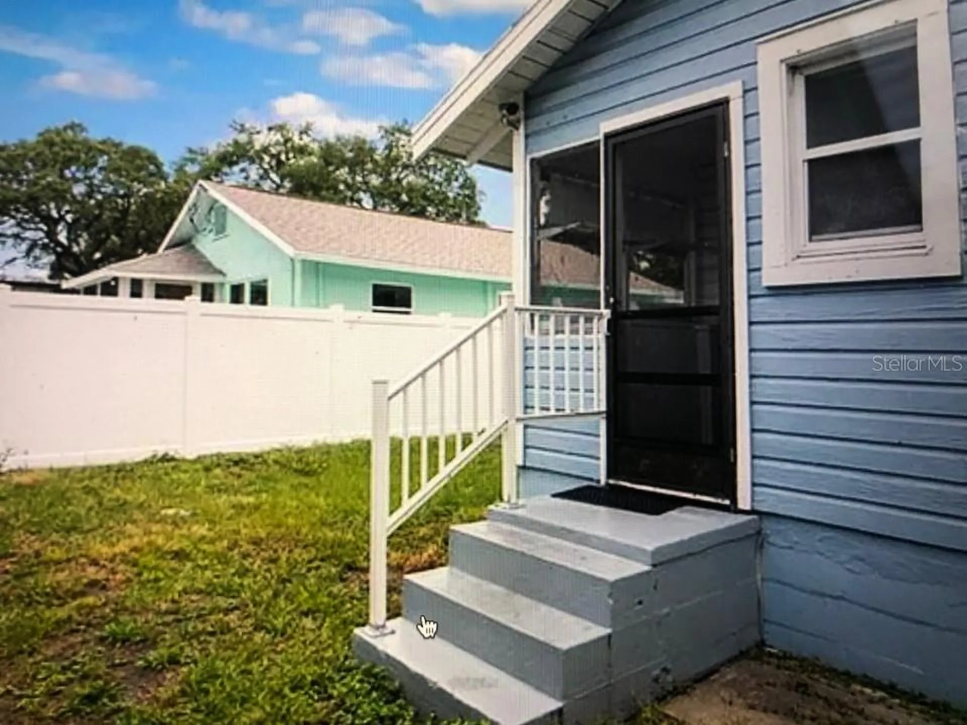 941 Lakeview Road Clearwater FL 33756