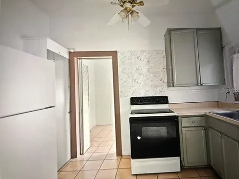 941 Lakeview Road Clearwater FL 33756