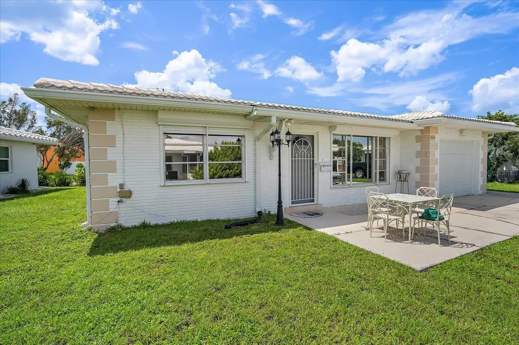 8831 Carlton Court North Port FL 34287